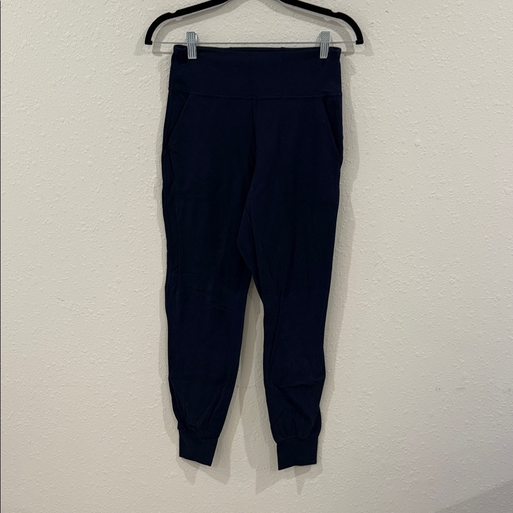 lululemon size 6 Navy Joggers